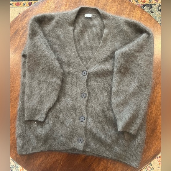 C.T. Plage Limited-Edition Raccoon Fur Brushed Knit Sweater – Grey – Size 36 - Picture 5 of 13